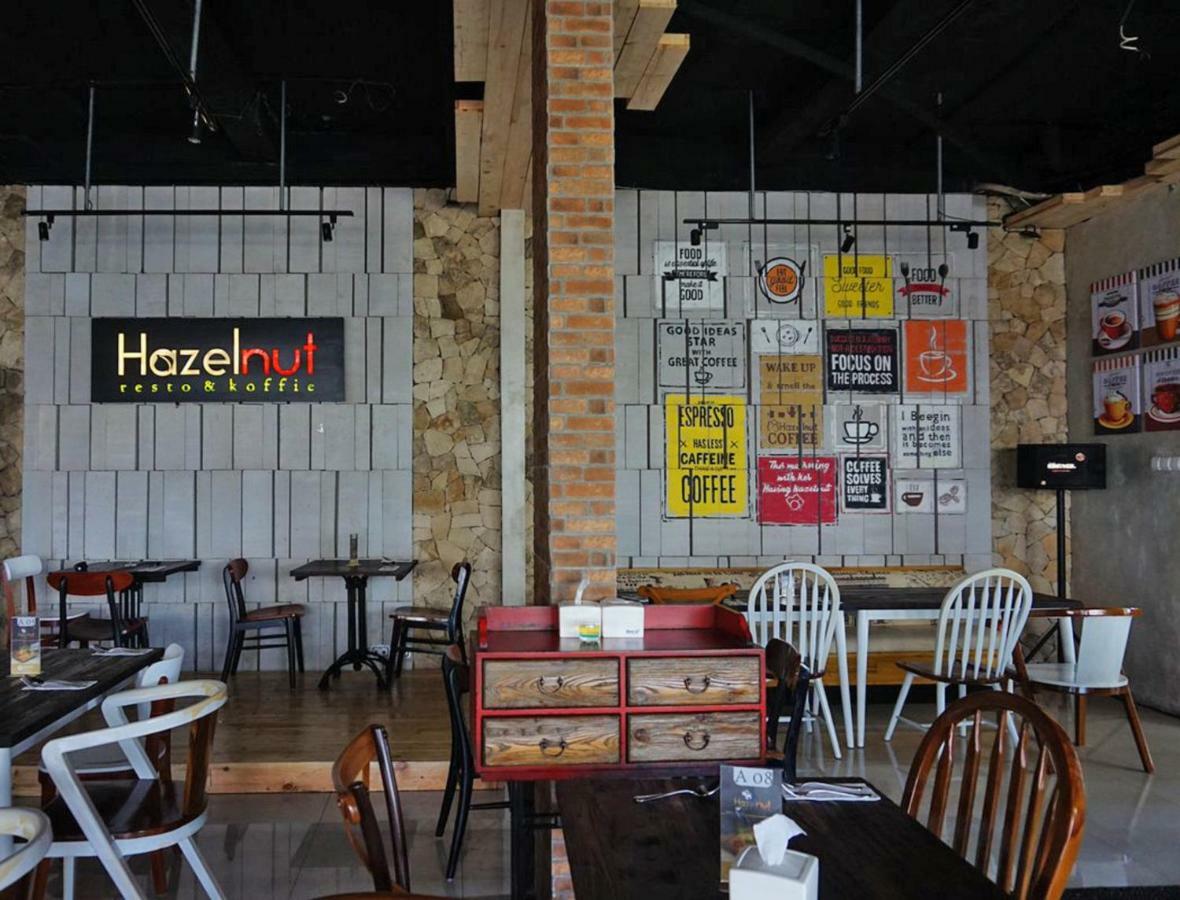 Hazotel Семаранг Екстер'єр фото